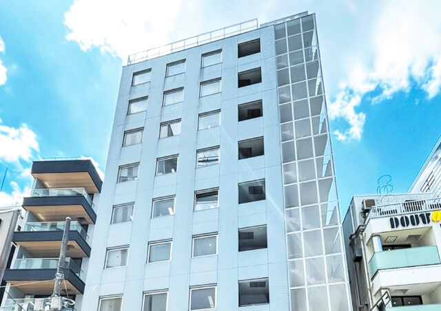 恵比寿アントレサロン　ビル外観（登記住所：東京都渋谷区恵比寿南1-4-2　紀伊國屋4階）