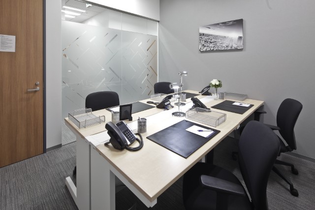 リージャス新大阪阪急ビル　プライベートオフィス（個室レンタルオフィス）