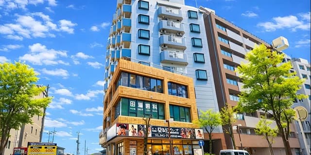 ワンストップビジネスセンター町田店が入る建物の外観